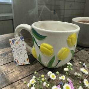 Petal & Pearl Yellow Tulip Ceramic 3d Mug